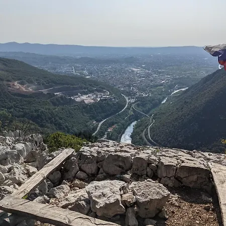 Senik *